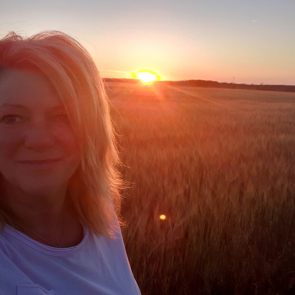 Meet your Posher, Sharon